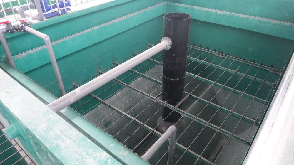 某某(mou)電鍍園區(qu)廢水